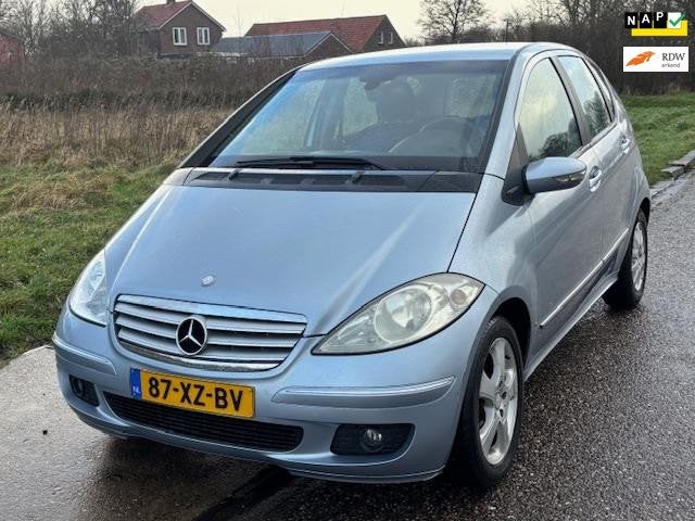 Mercedes-Benz A-klasse 150 Elegance 5-Drs Airco El. pakket A, Auto's, Voorwielaandrijving, Dealer onderhouden, Stof, Zwart