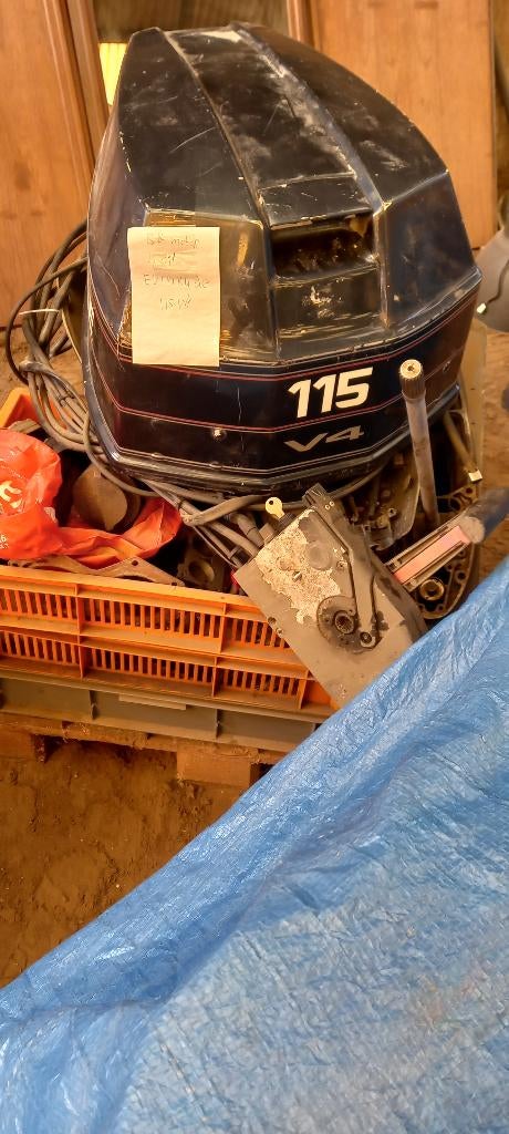 buitenboordmotor 2 takt 115 pk, Ophalen, Gebruikt, Benzinemotor, 1800 rpm of meer