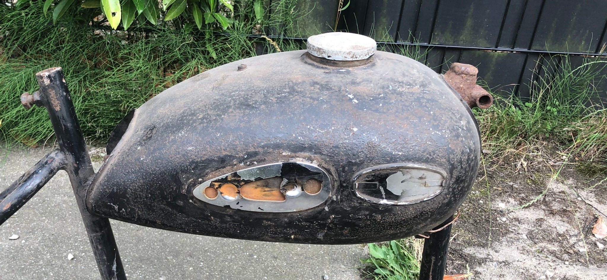 Oude BSA (?) motorfiets brandstoftank - Vintage project, Motoren, Ophalen of Verzenden, Gebruikt