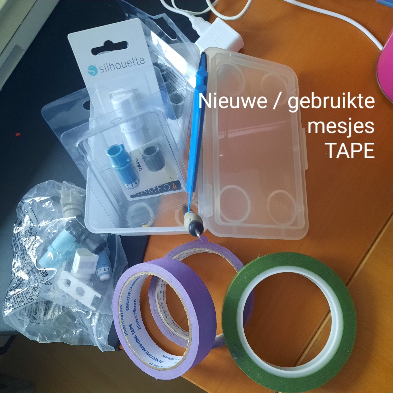 Foto 5 van Te Koop Silhouette Cameo 4 + hitte pers