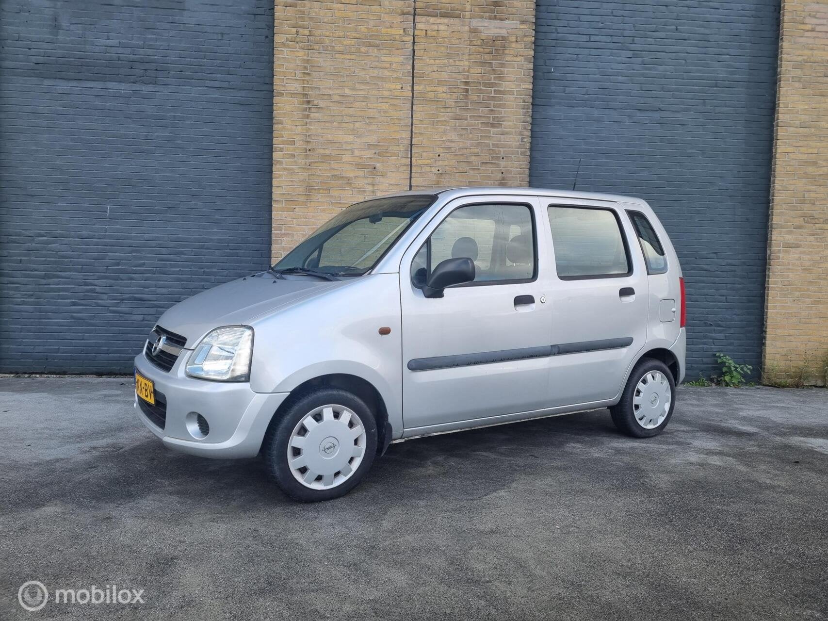 Opel Agila 1.0-12V Essentia n.a.p hoge instap nwe apk, Auto's, Voorwielaandrijving, Gebruikt, 31 €/maand, 60 pk