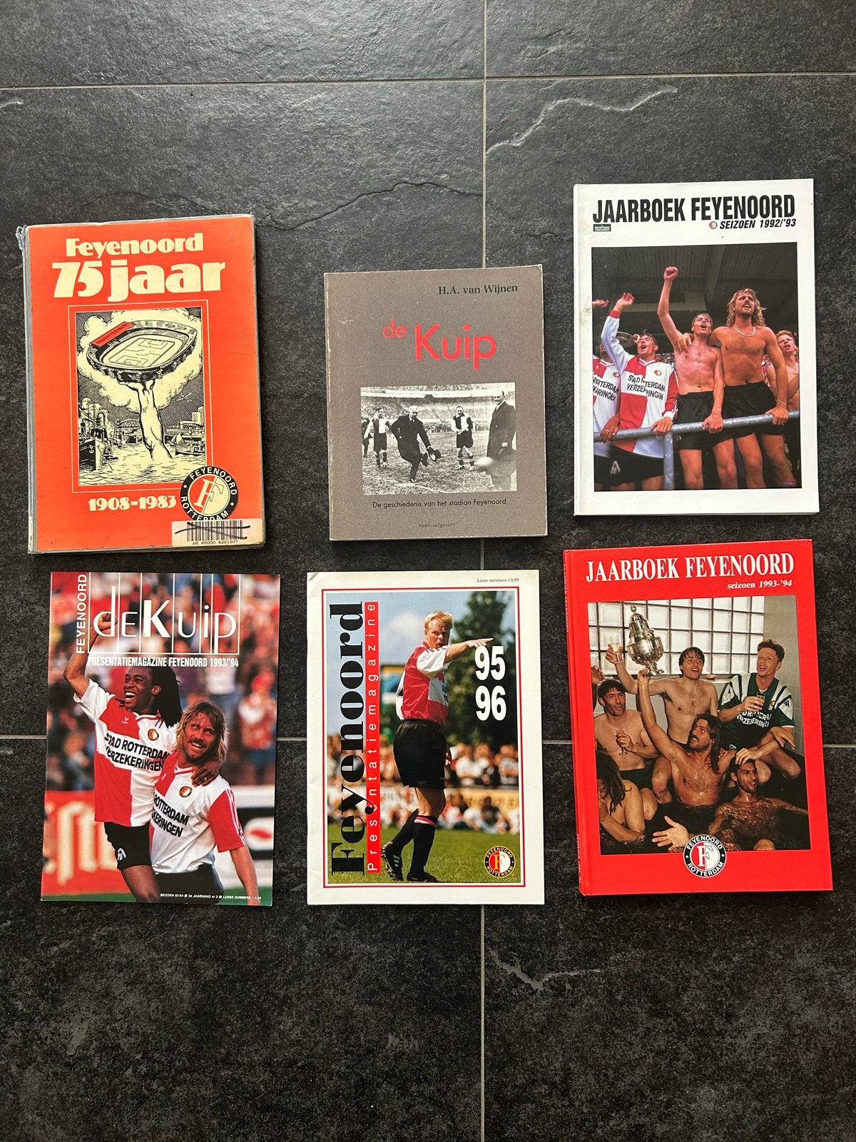 Feyenoord Jaarboeken en Boeken - Diverse Jaren, Boeken, Ophalen of Verzenden, Gelezen, Overige sporten