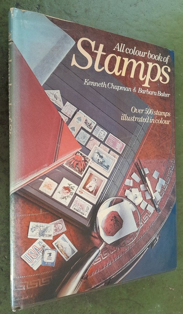 Stamps. Over 500 stamps illustrated in colour, Verzenden, Zo goed als nieuw, Overige onderwerpen