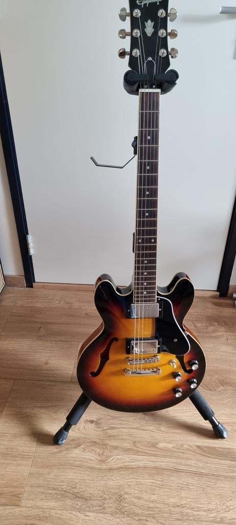 Epiphone  ES 339, Muziek en Instrumenten, Snaarinstrumenten | Gitaren | Elektrisch, Ophalen, Zo goed als nieuw, Hollow body, Epiphone