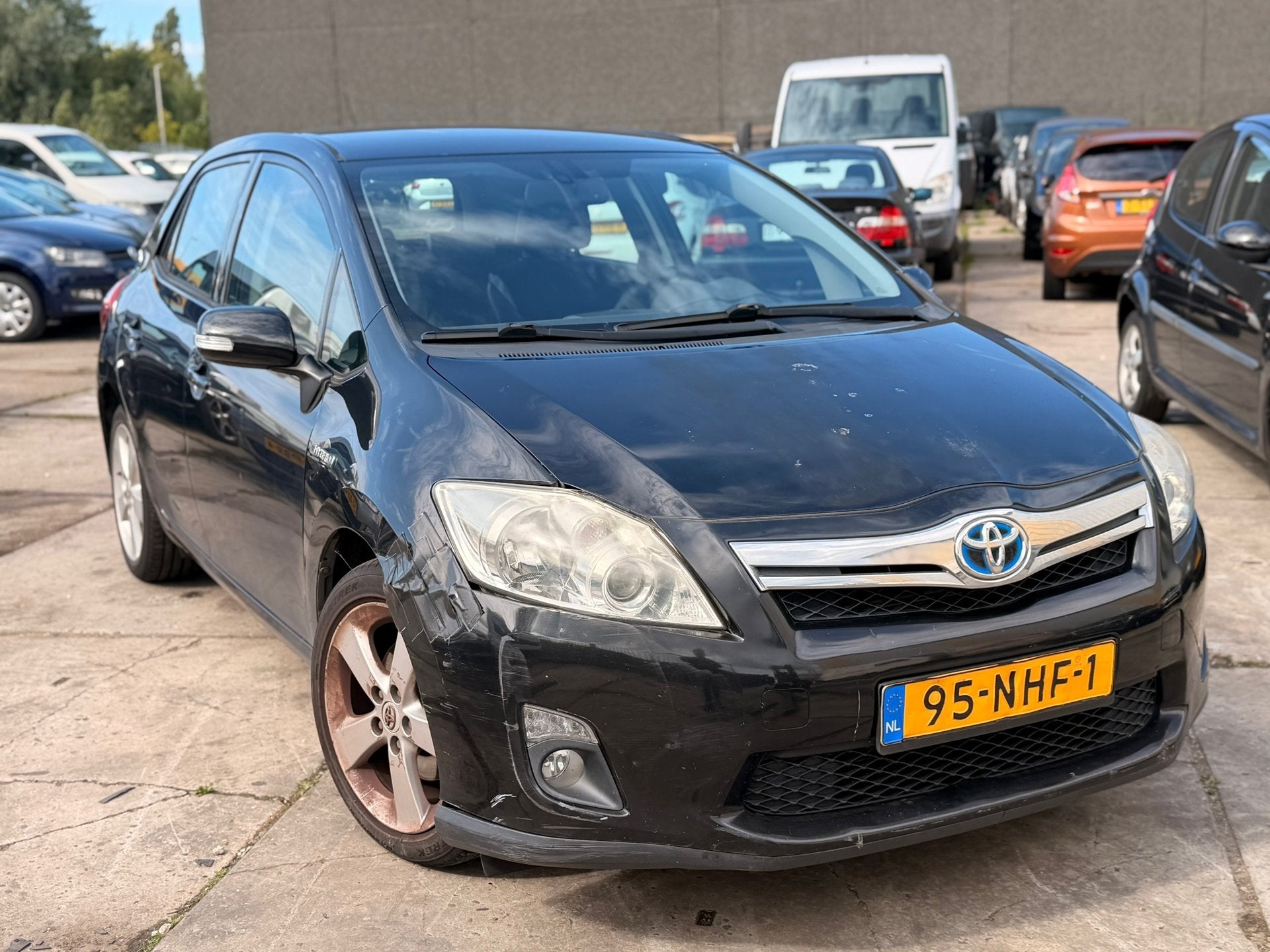 Toyota Auris 1.8 Full Hybrid Executive, Auto's, Euro 5, Gebruikt, 4 cilinders, Zwart