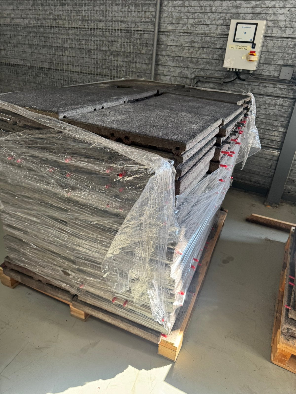 Rubber Tegels 50 x 50 x 6cm  €4,- per stuk!, Ophalen, Stuntgras, Overige typen, Rubber