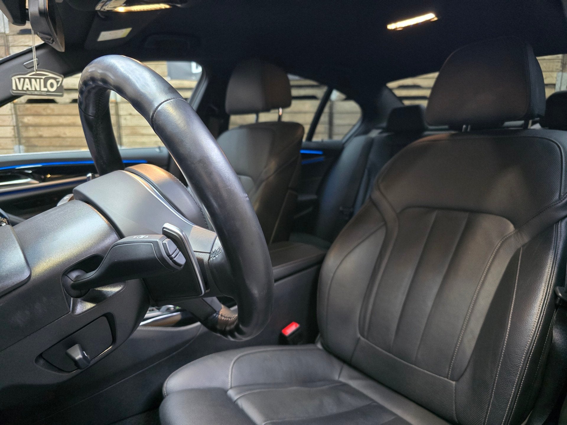 Foto 6 van BMW 5-serie 530e Business Edition Plus HUD Navi LED Memory s