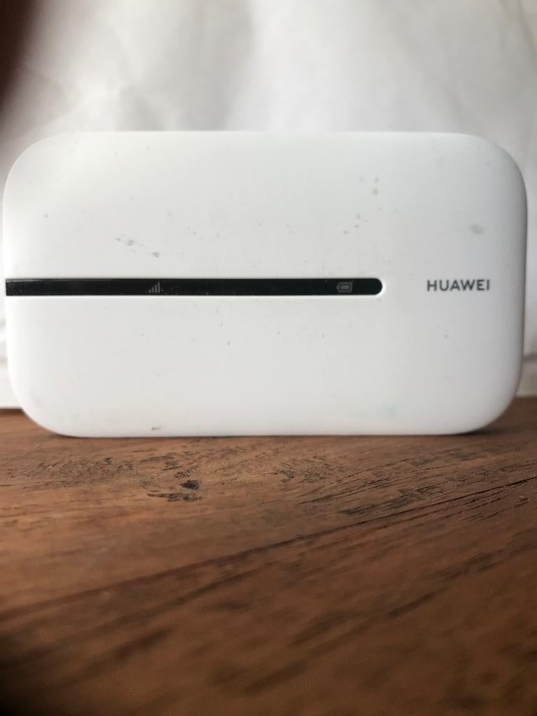 Mobiele internet hotspot Huawei (mifi), Ophalen of Verzenden, Gebruikt, Router met modem, Zyxel & Huawei