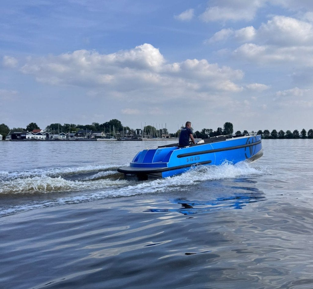Van Vossen Tender 700 Sport, Overige merken, 60 pk, Tender, Rondzit