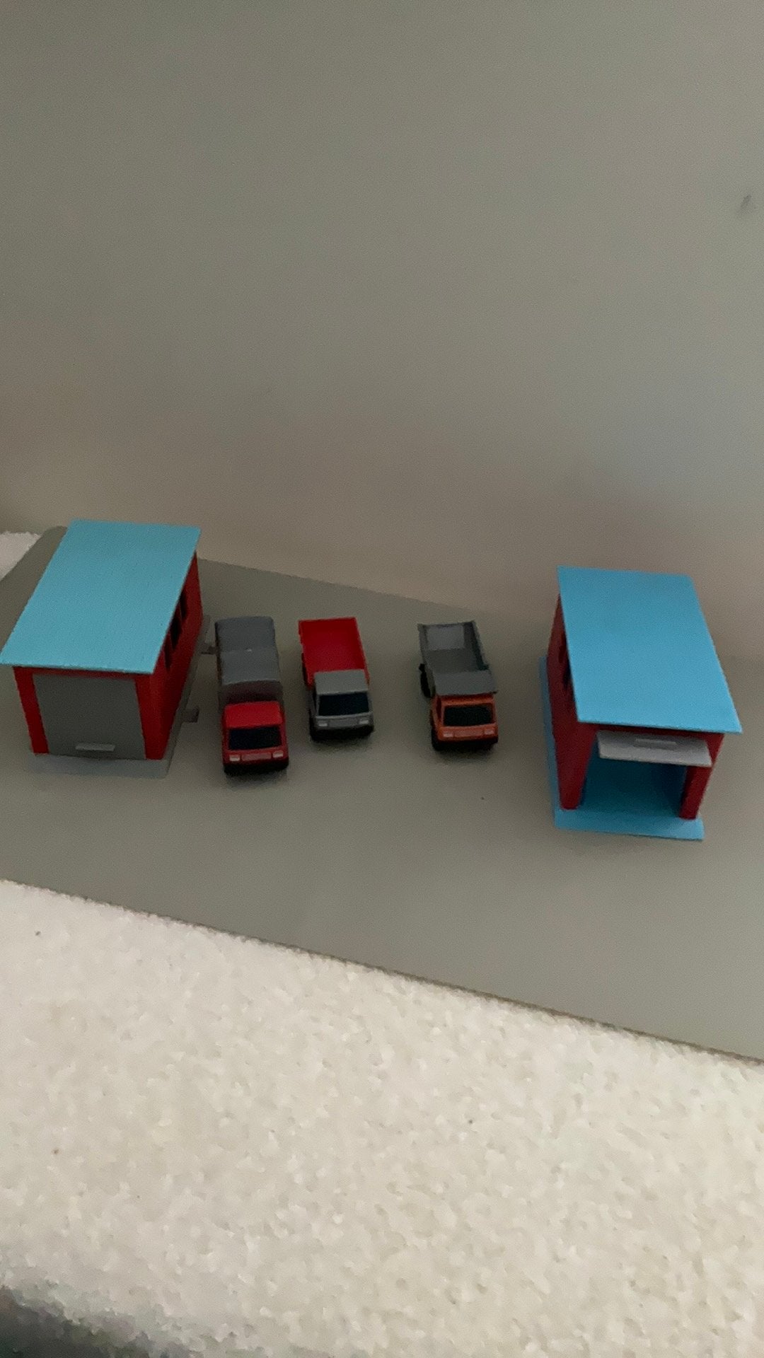Vintage Jean Höfler Speelgoedset: Vrachtwagens & Garage, Ophalen of Verzenden, Zo goed als nieuw