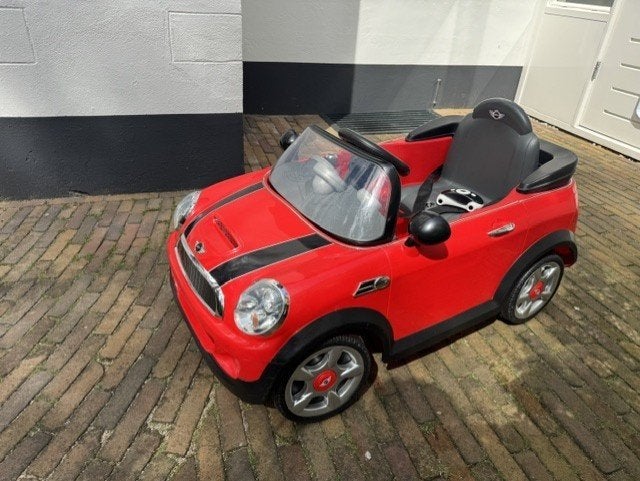 Rode MINI Cooper S kinderauto elektrisch speelgoed buiten, Ophalen, Gebruikt