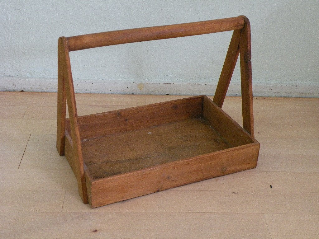 Dienblad met handvat, hout., Huis en Inrichting, Ophalen of Verzenden, Zo goed als nieuw, Met opstaande rand, Rechthoekig