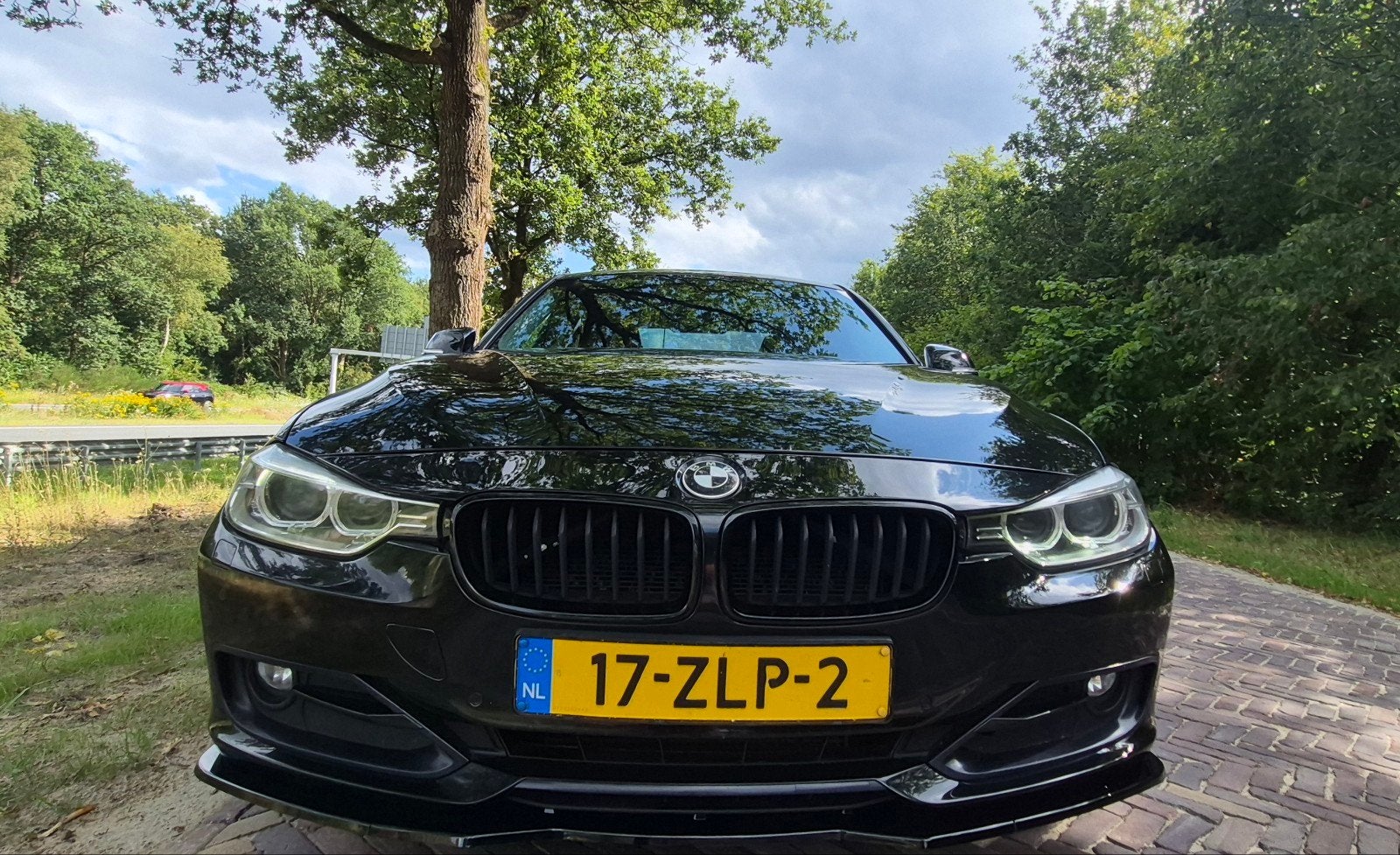 BMW 3-Serie 320 Turbo sport Edition-schwartz 2, Achterwielaandrijving, 4 cilinders, Automatische klimaatregeling, Zwart