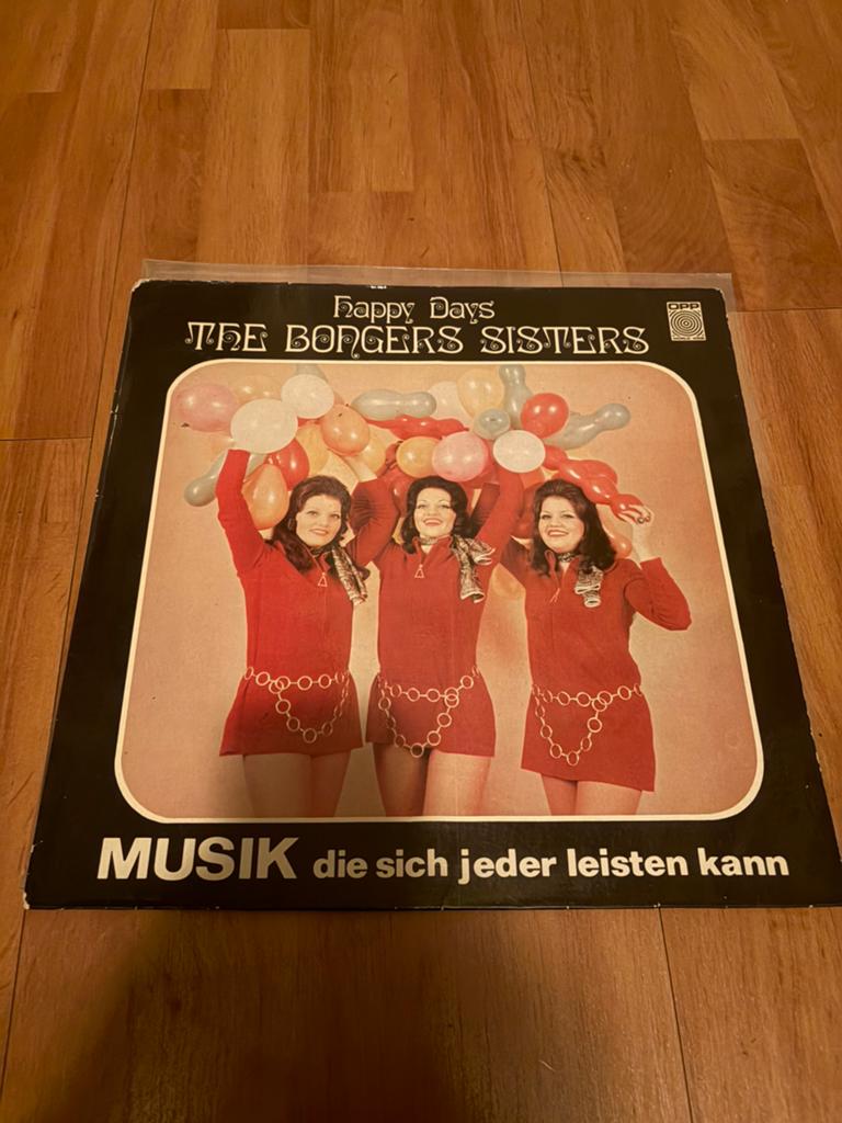 The Bongers Sisters Happy Days Schlager vinyl lp duitstalig, Gebruikt, 1970 - 1979, Levenslied of Smartlap, 12 inch