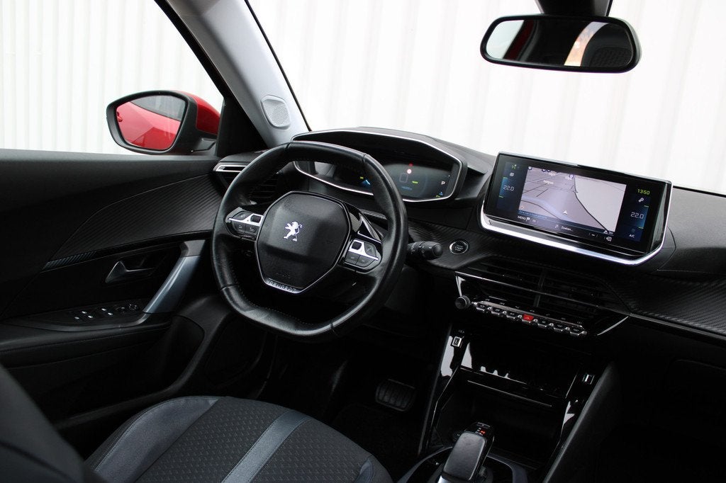 Peugeot e-2008 EV Allure Première 50 kWh | Incl. 12 maanden, 12 maanden, Gebruikt, 24 min, Leder en Stof