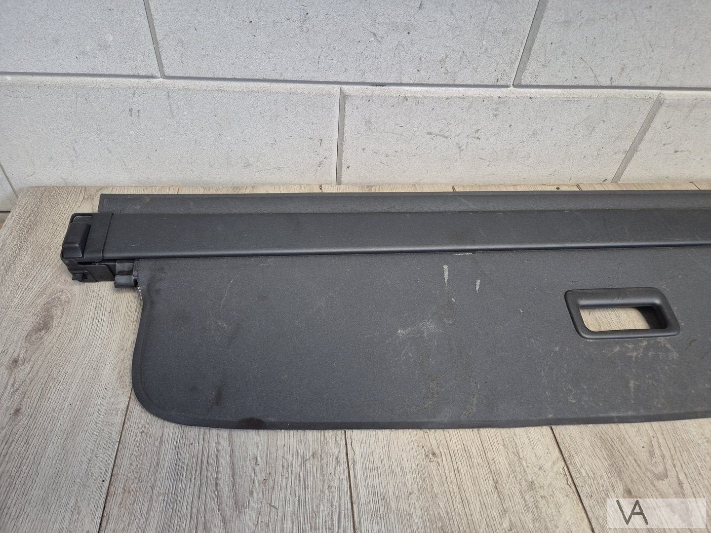 Volvo XC60 2009 - 2017 rolhoes bagage rollo hoedenplank €100, Gebruikt, -, -, Ophalen of Verzenden