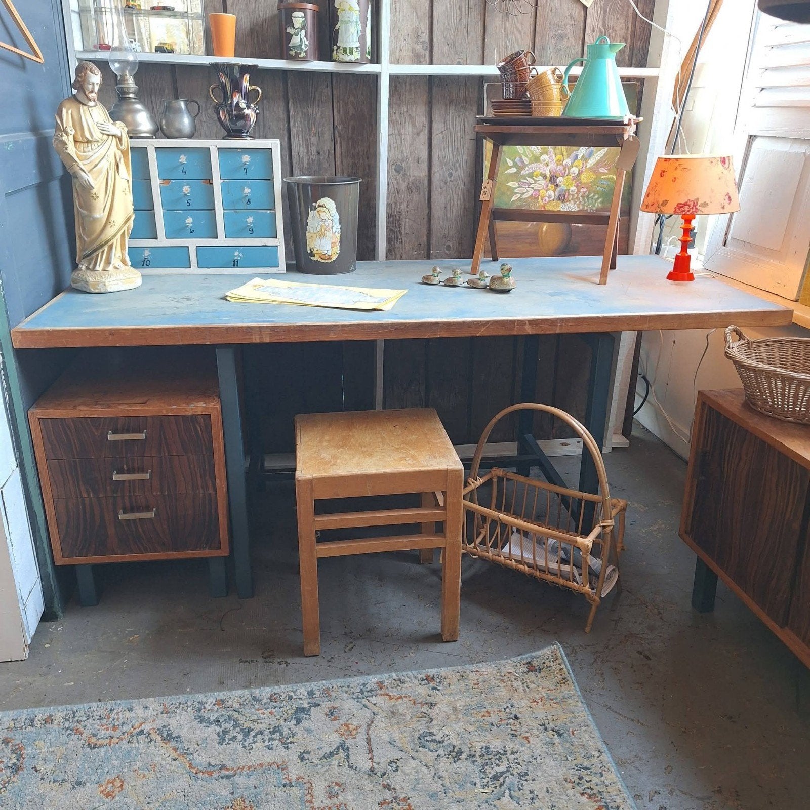 vintage bureau met bijpassende kastjes, Huis en Inrichting, Bureaus, Ophalen of Verzenden, Gebruikt