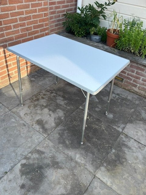capingtafel, Ophalen, Zo goed als nieuw, Campingtafel