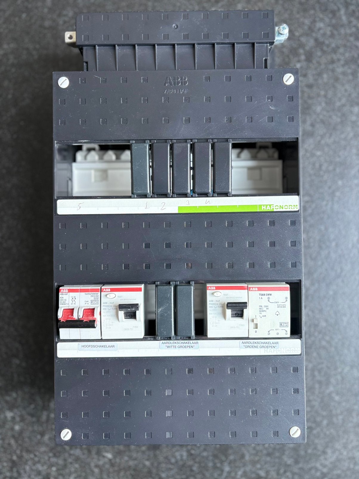 ABB Busboard Groepenkast, Ophalen, Zo goed als nieuw