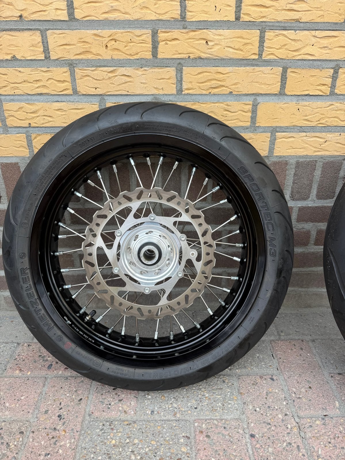 Nieuwe motard velgen  en banden voor ktm  huskvarna gasgas, Ophalen of Verzenden