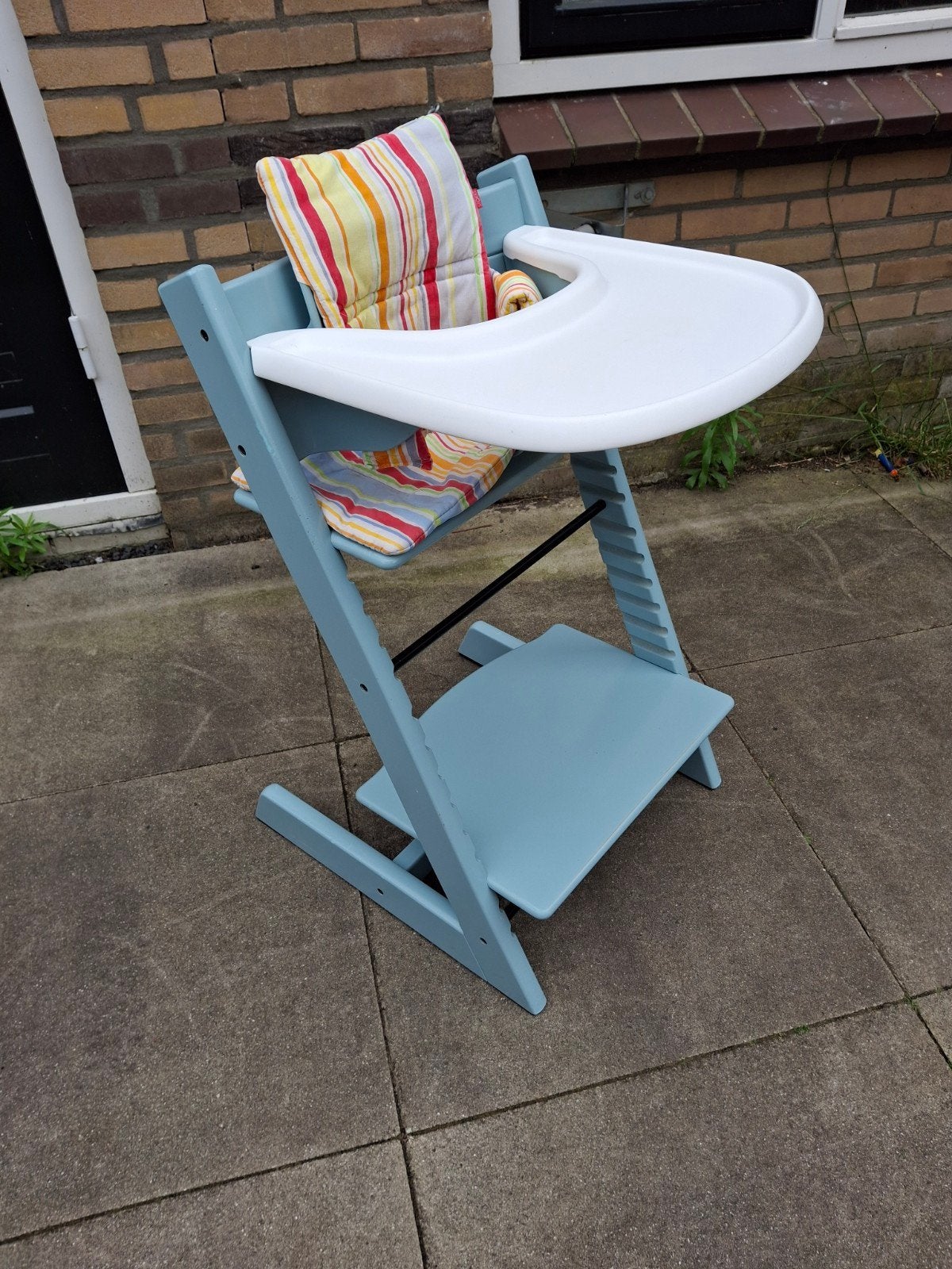 Stokke Tripp Trapp stoel, met tafelblad + babyset + kussens, Ophalen, Gebruikt, Meegroeistoel, Afneembaar eetblad