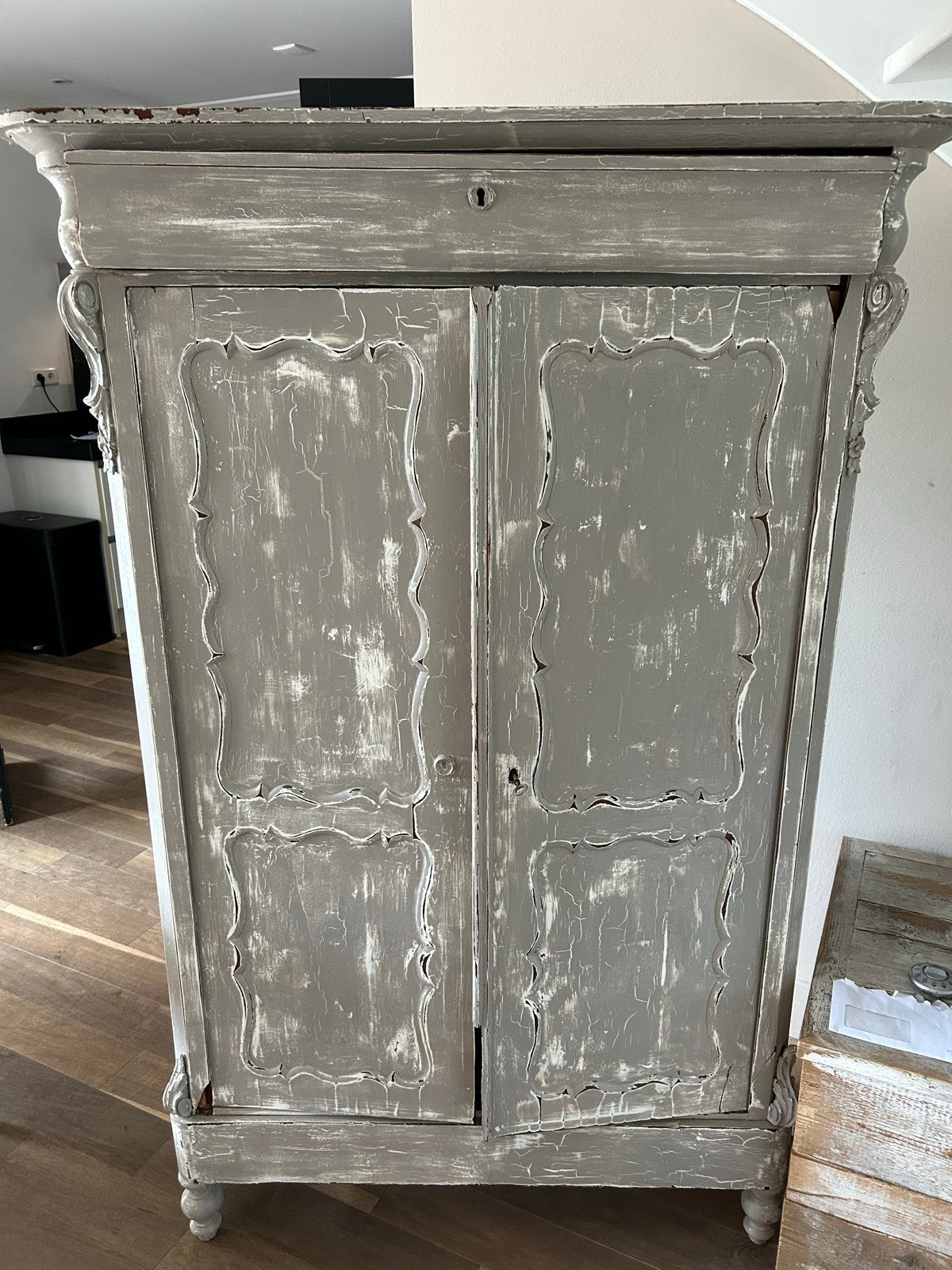 Antieke linnenkast met verweerde look, Ophalen of Verzenden