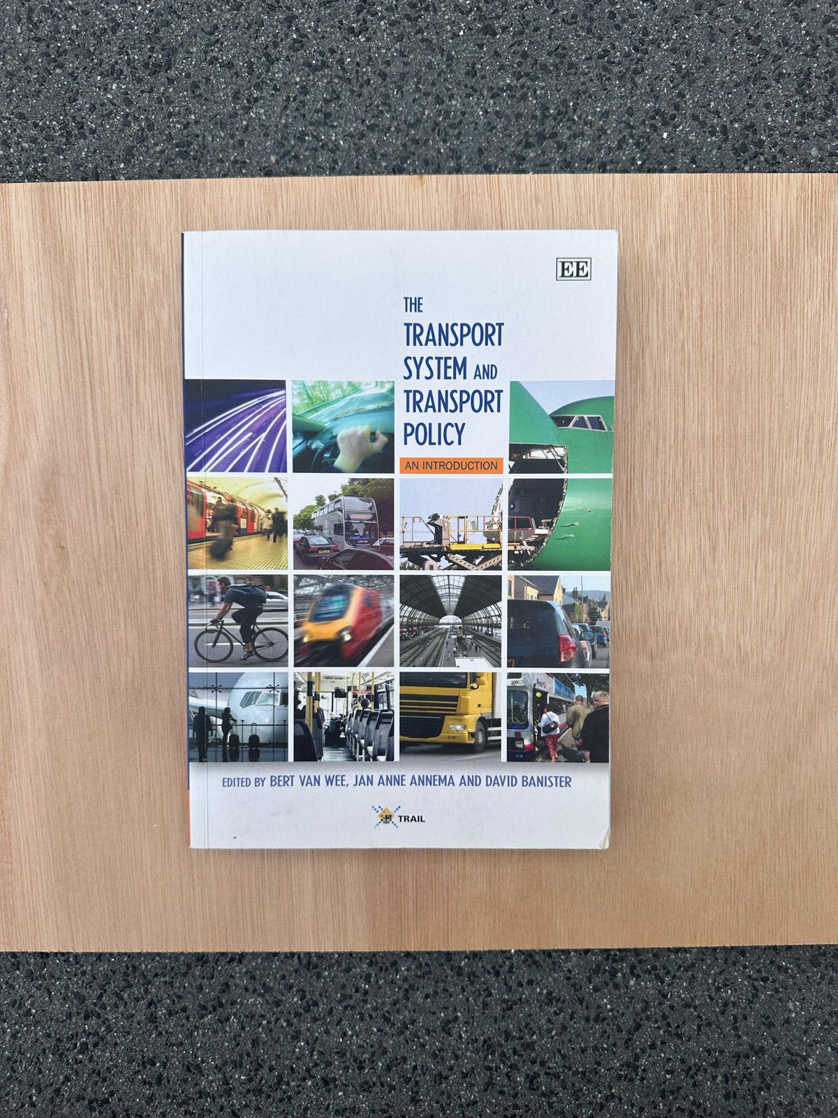 The Transport System and Transport Policy - Boek, Ophalen of Verzenden, Gamma, Zo goed als nieuw, HBO