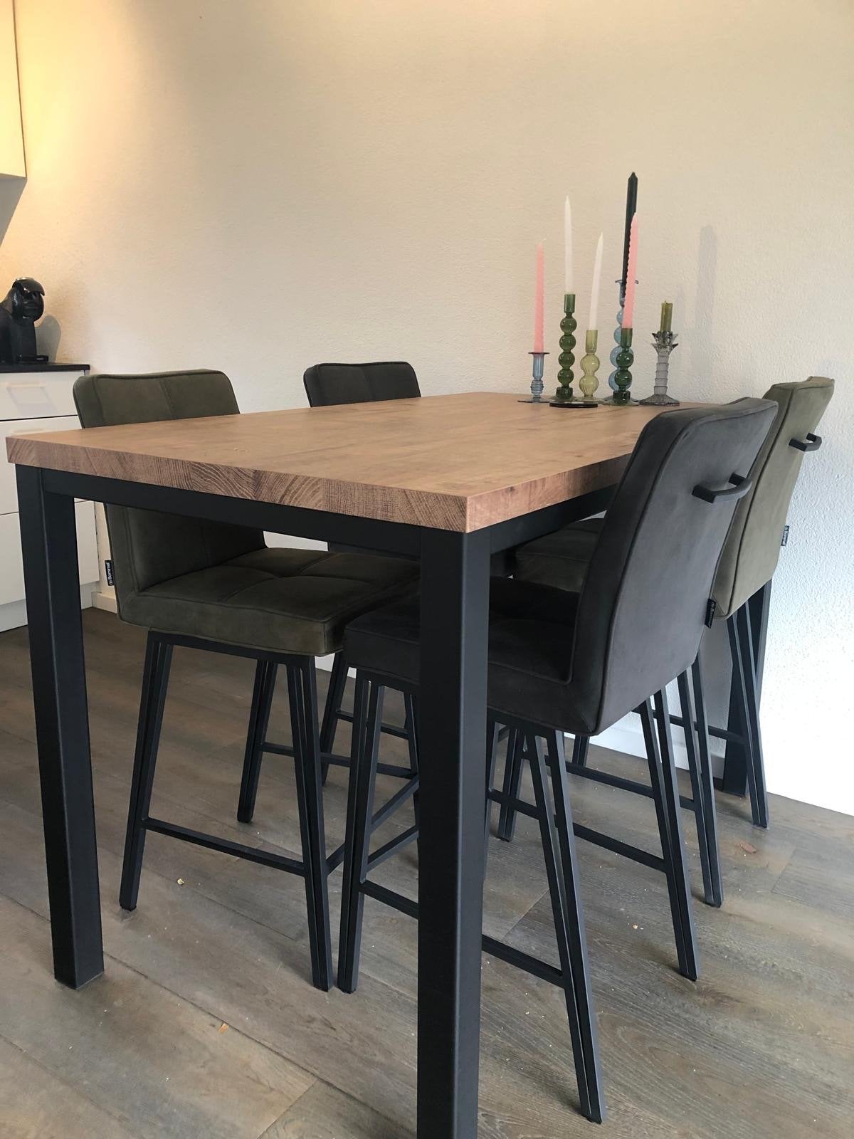 bartafel met 4 comfortabele barkrukken van De Bommel, Ophalen, Zo goed als nieuw, 90 cm of meer, 4 krukken