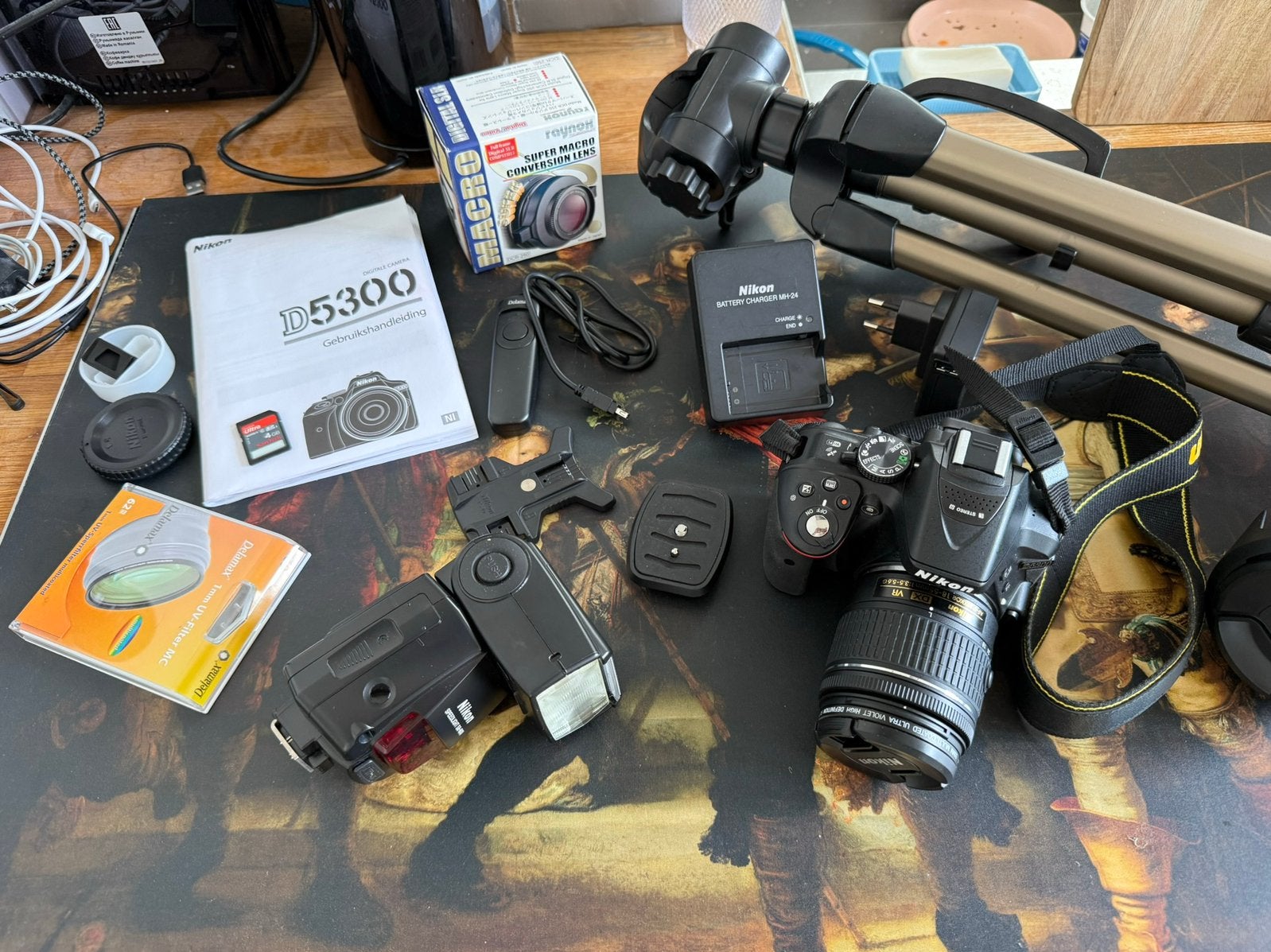 Complete set Nikon D5300 inclusief lezen en veel toebehoren, Gebruikt, Spiegelreflex, Ophalen of Verzenden, Nikon