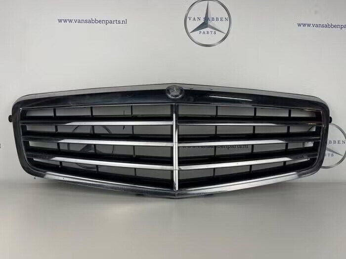 Grille van een Mercedes E-Klasse (XXX), Ophalen of Verzenden, Gebruikt