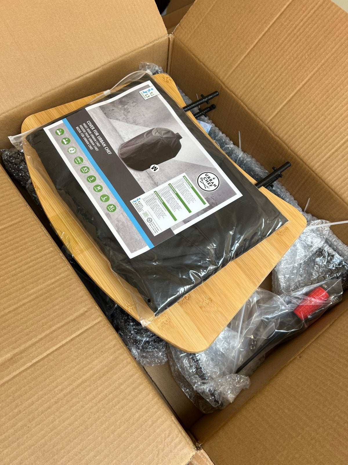 Urban Chef Kamado BBQ Accessoires: Onderstel, Tafels, Hoes M, Ophalen, Nieuw