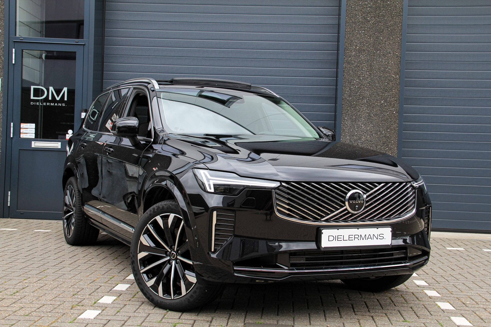 Volvo XC90 T8 455pk | Pano | Vol leder | Trekhaak | 7 zitter, Auto's, Autonomous Driving, Zwart, 4 cilinders, Zwart