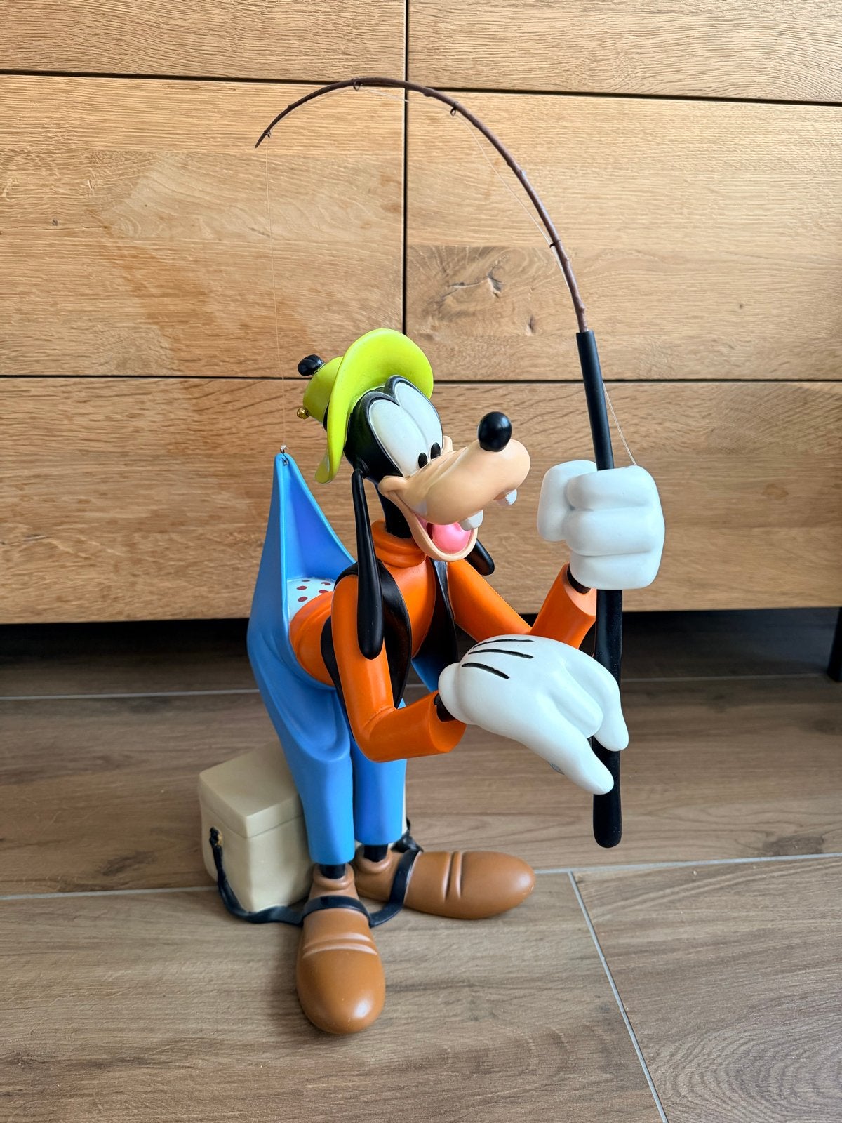 Zeer zeldzaam Goofy beeld - Goofy aan het vissen, Verzamelen, Disney, Ophalen, Goofy of Pluto, Zo goed als nieuw, Beeldje of Figuurtje