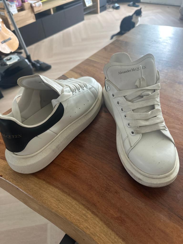 Alexander McQueen sneakers maat 42, Kleding | Heren, Schoenen, Gedragen, Sneakers of Gympen, Wit, Ophalen