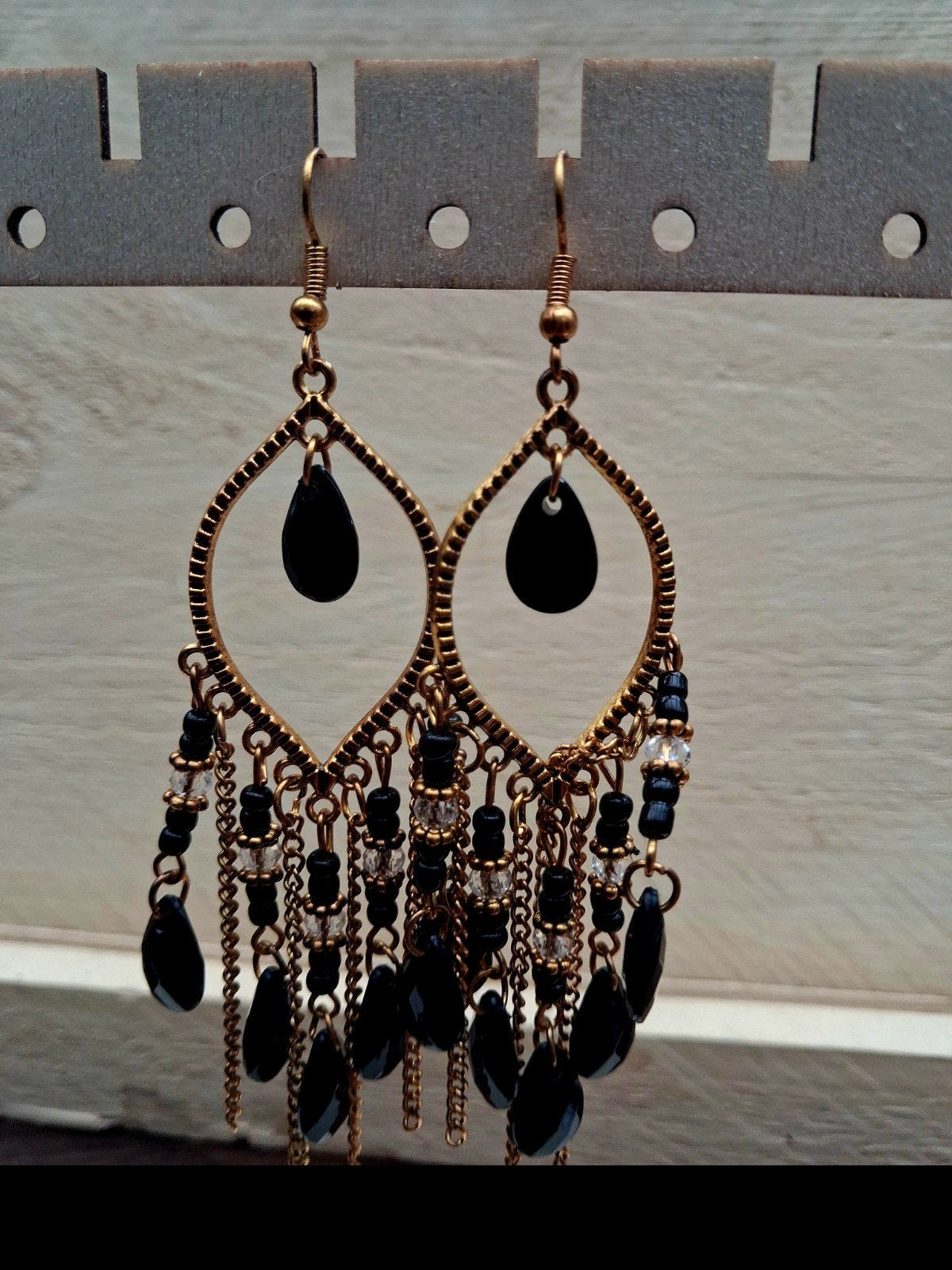 Bohemian Chandelier Oorbellen Goud met Zwart (Nieuw), Overige materialen, Hangers, Nieuw, Ophalen of Verzenden
