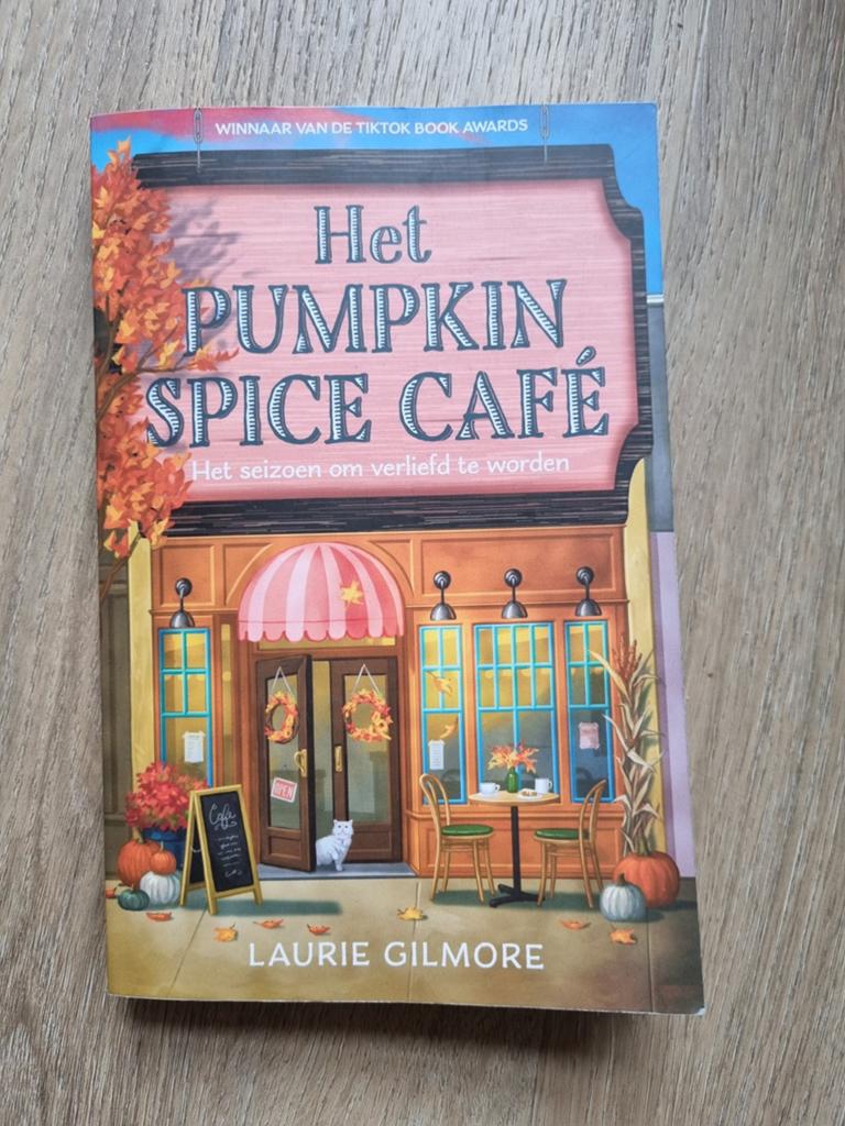 Het Pumpkin Spice Café - Laurie Gilmore, Ophalen, Zo goed als nieuw