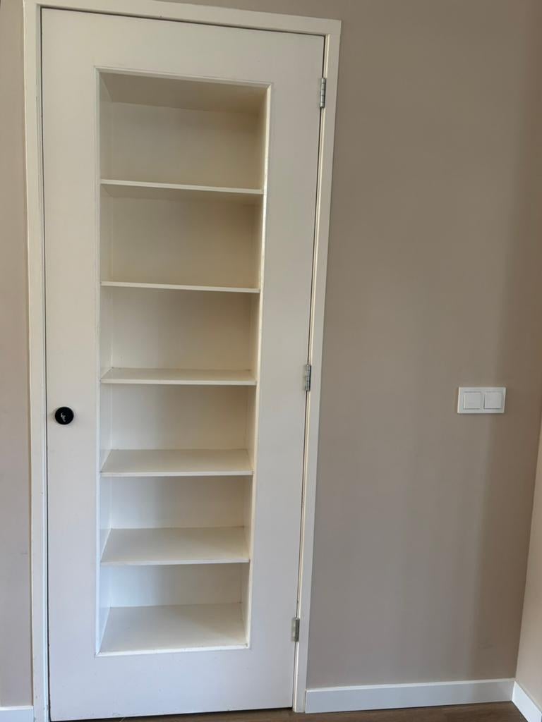 Kast in kasteur wit hout ral 9010, Doe-het-zelf en Verbouw, Deuren en Horren, Ophalen, Minder dan 80 cm, Binnendeur, Zo goed als nieuw