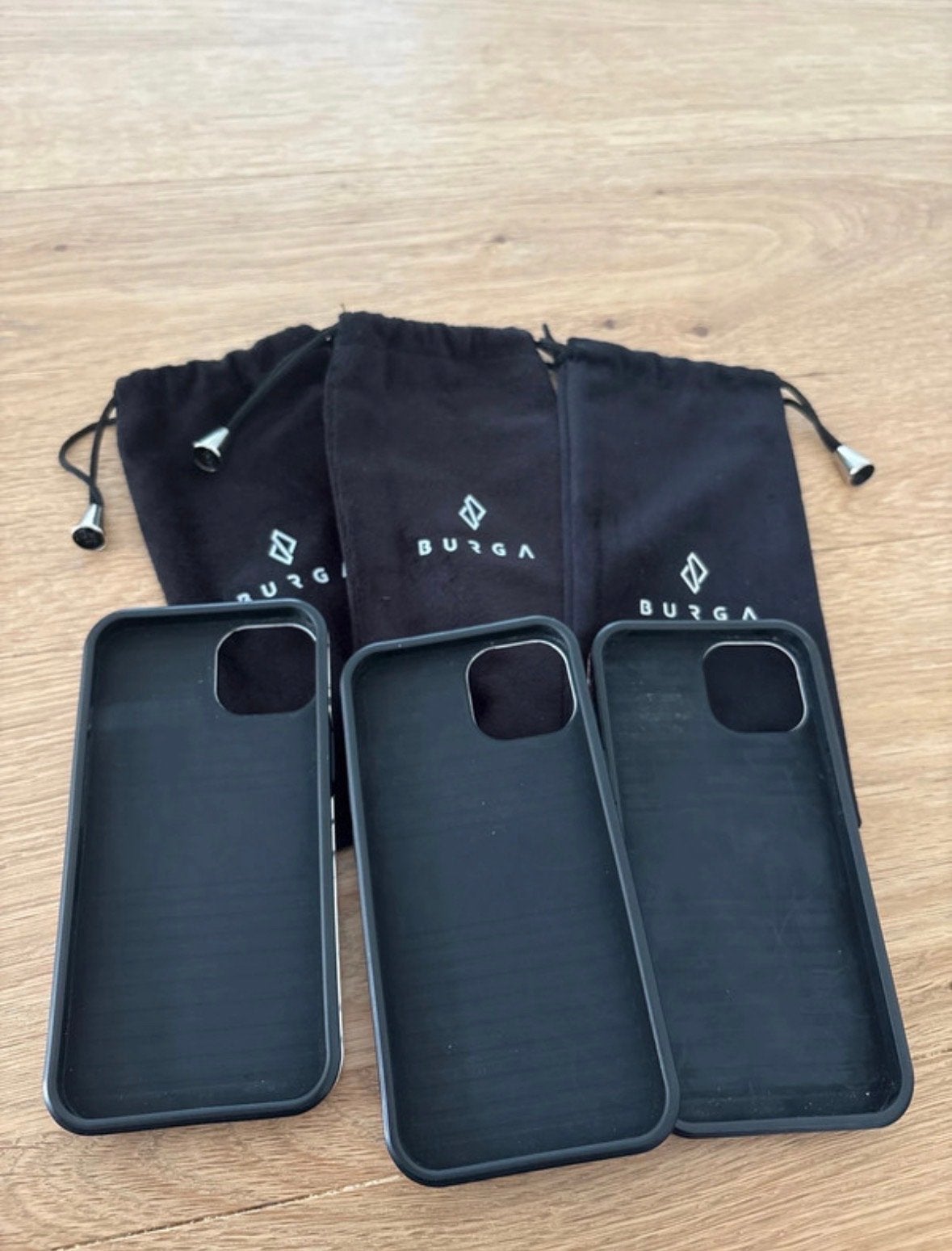 Burga hoesjes iPhone 14 - Gebruikt, zeer goede staat, Gebruikt, IPhone 14, Hoesje of Tasje, Ophalen of Verzenden