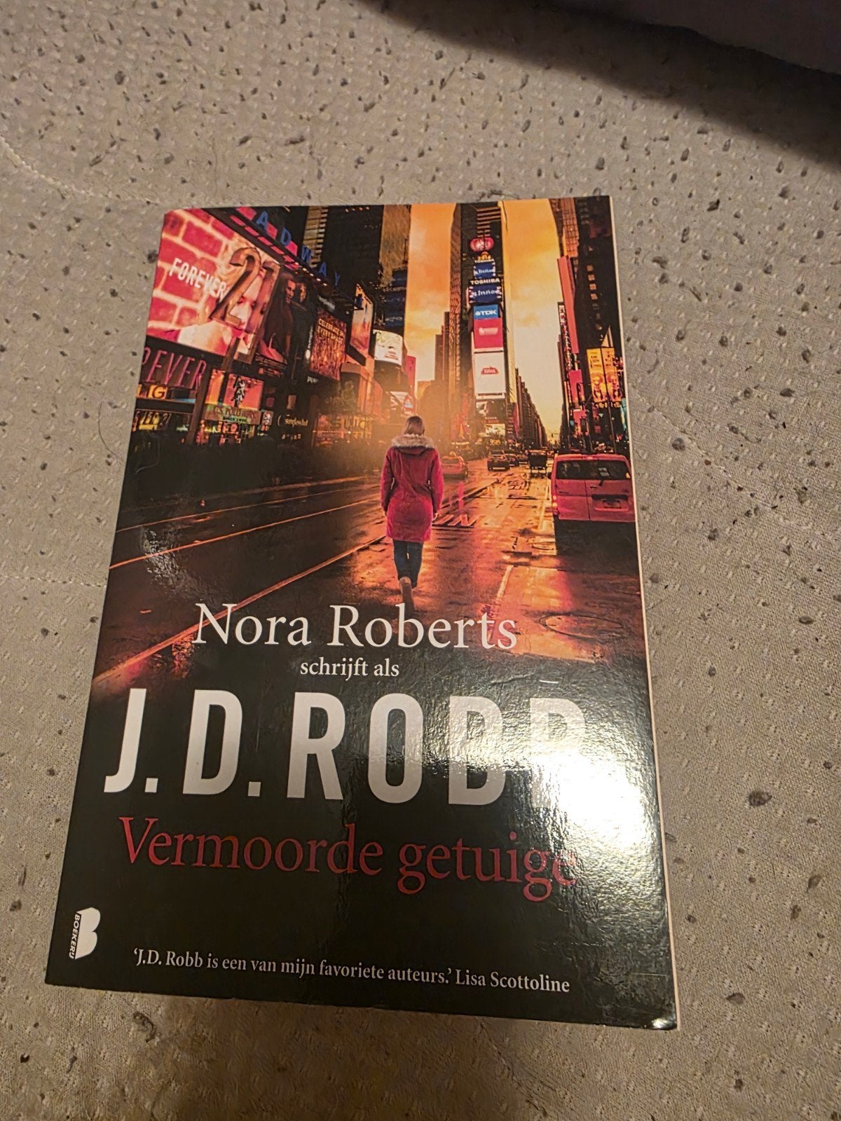 j.d robb vermoorde getuige, Boeken, Ophalen of Verzenden, Zo goed als nieuw