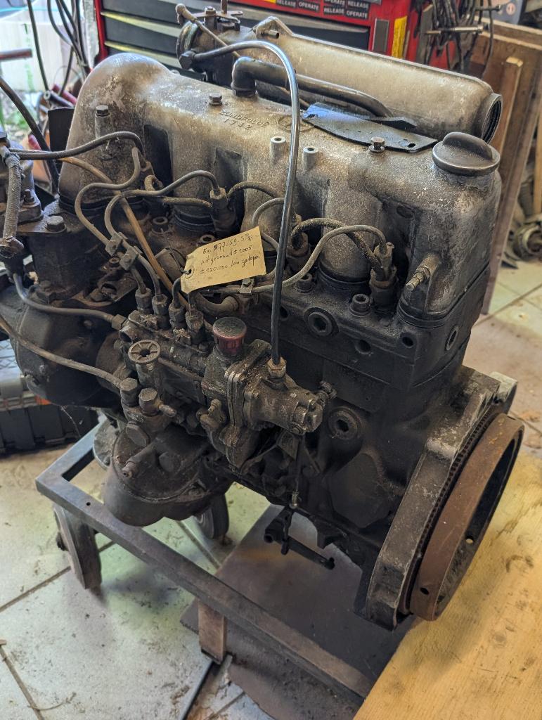Motorblok Mercedes Hanomag L306D 306 diesel OM615, Ophalen, Gebruikt, Mercedes-Benz