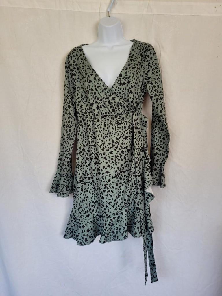 Stoere jurk, groen met luipaardprint mt M, Maat 38/40 (M), ., Ophalen of Verzenden, Zo goed als nieuw
