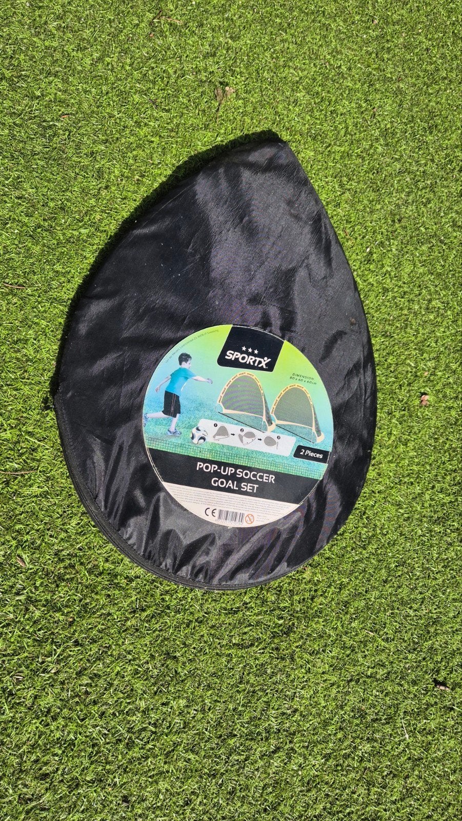 Opvouwbare voetbaldoelen met opblaasbare ballen, Ophalen