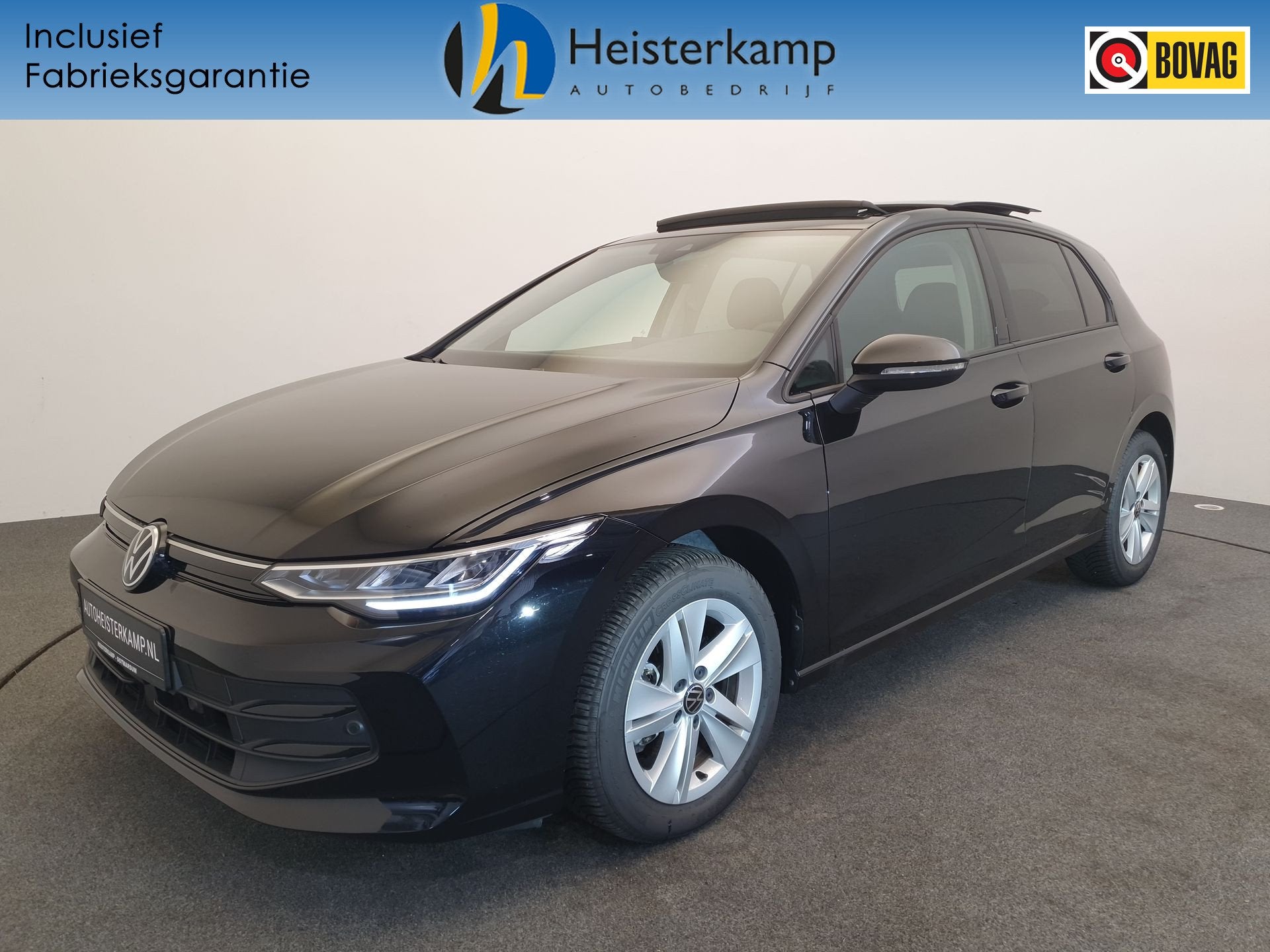 Volkswagen Golf 1.5 eTSI DSG/AUT Life Edition Panoramadak, C, Auto's, 12 maanden, Zwart, Zwart, Bedrijf