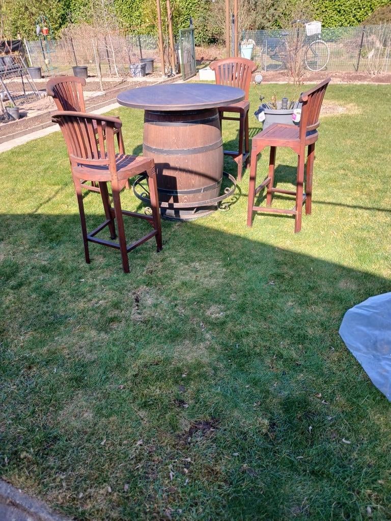 Gezellige eethoek voor tuin - Houten bartafel met 4 stoelen, Ophalen of Verzenden, Gebruikt