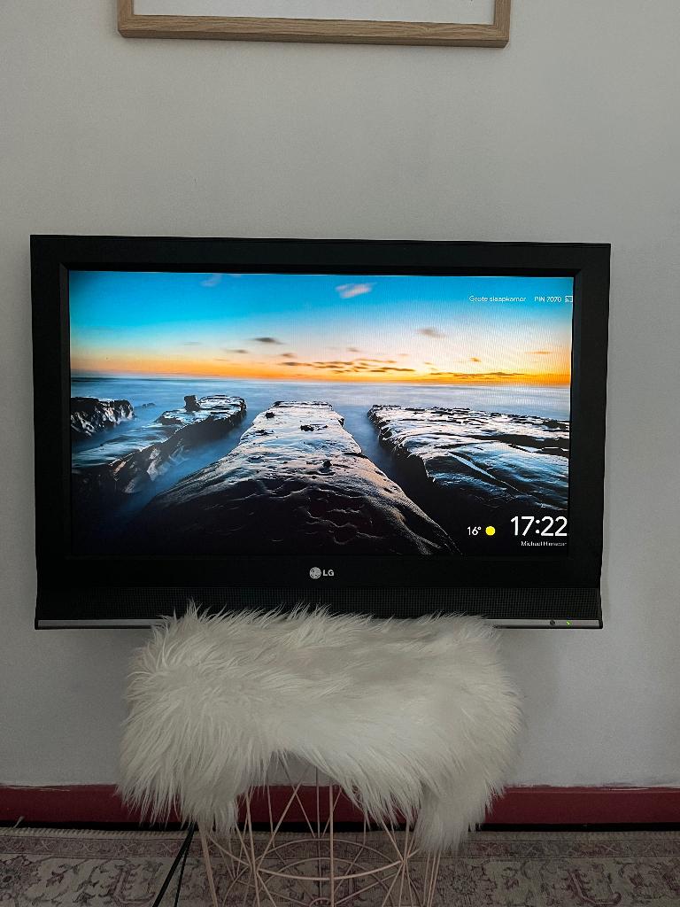 Tv LG 32LC41, Ophalen, Gebruikt, 50 Hz, 100 cm of meer