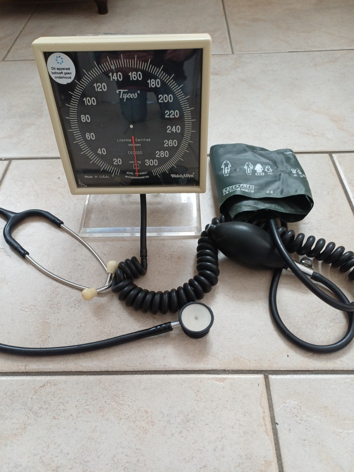 Vintage Bloeddrukmeter - Welch Allyn Tycos met Stethoscoop, Ophalen of Verzenden
