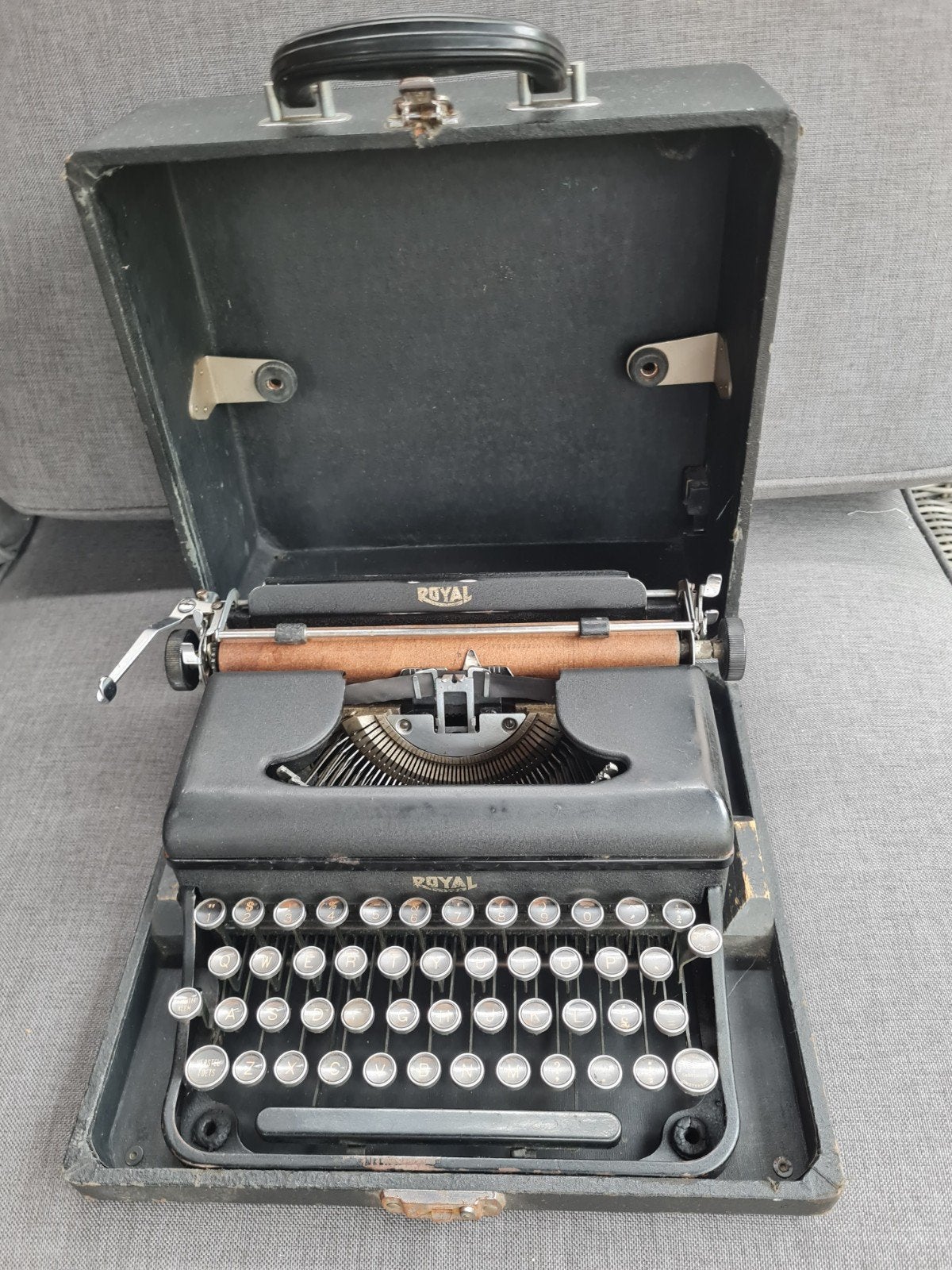 Royal Varsity typemachine (1941) incl. koffer, Diversen, Typemachines, Gebruikt, Ophalen of Verzenden
