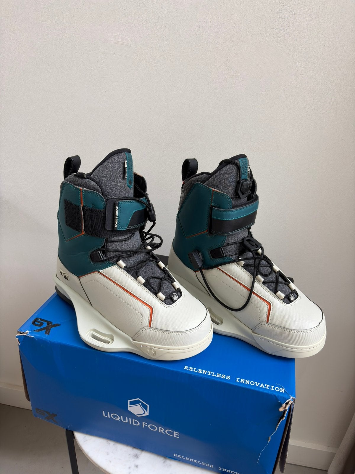 Liquid Force Pulse 6X wakeboard bindingen - ongebruikt, Watersport en Boten, Wakeboarden, Ophalen of Verzenden, Nieuw, Schoenen