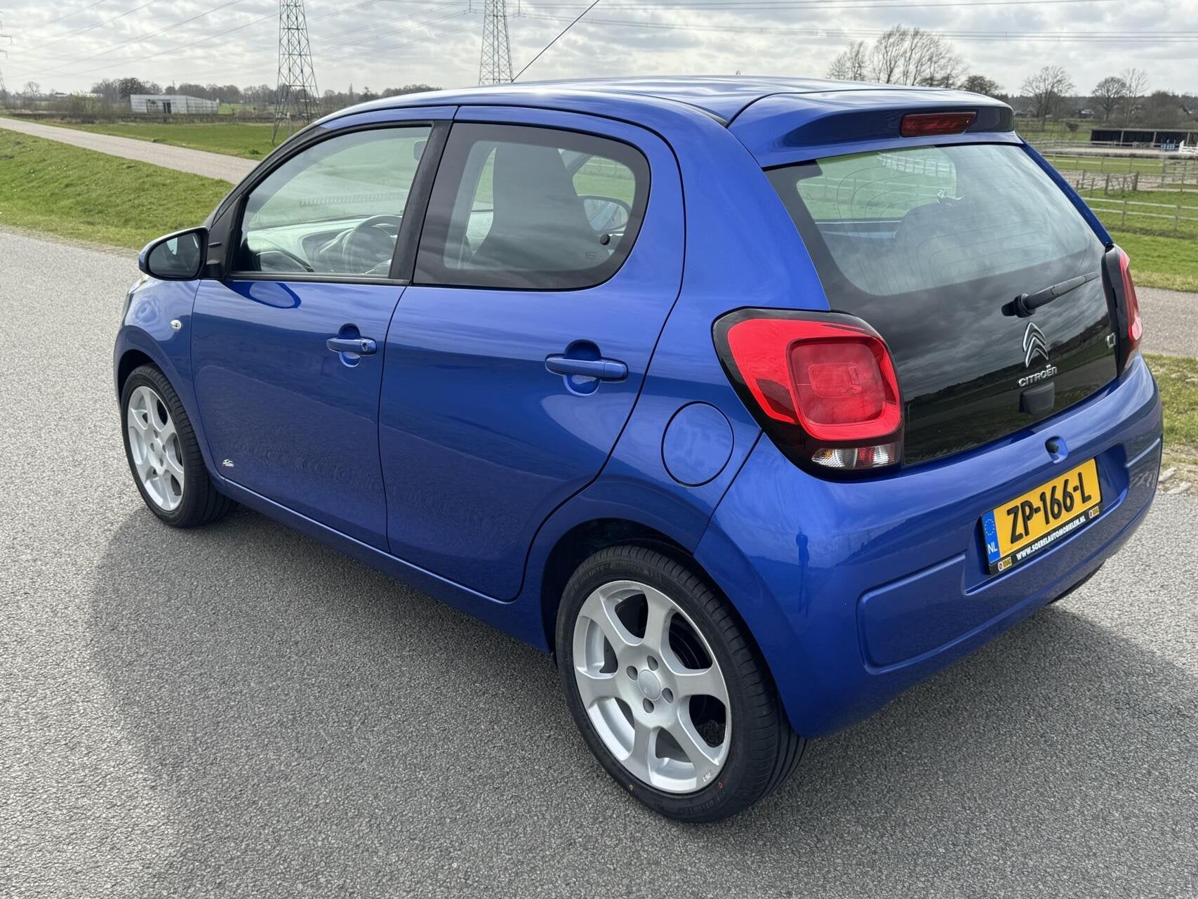 Citroen C1 1.0 VTi Feel 98934km 5 deurs lm velgen airco lm v, Auto's, Voorwielaandrijving, Start-stop-systeem, Gebruikt, Euro 6