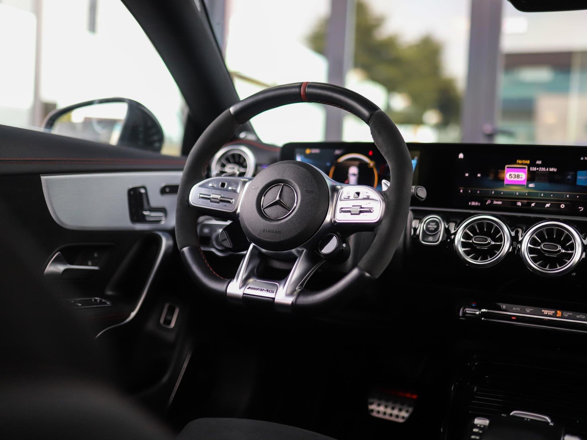 Mercedes-Benz CLA-klasse Shooting Brake AMG 45 S 4MATIC+ | D, Auto's, Automaat, CLA, Stof, Gebruikt